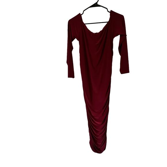Boohoo Bodycon Dress Womens Size 12 Never Wore Ruched Sides Wine Color - Picture 2 of 3